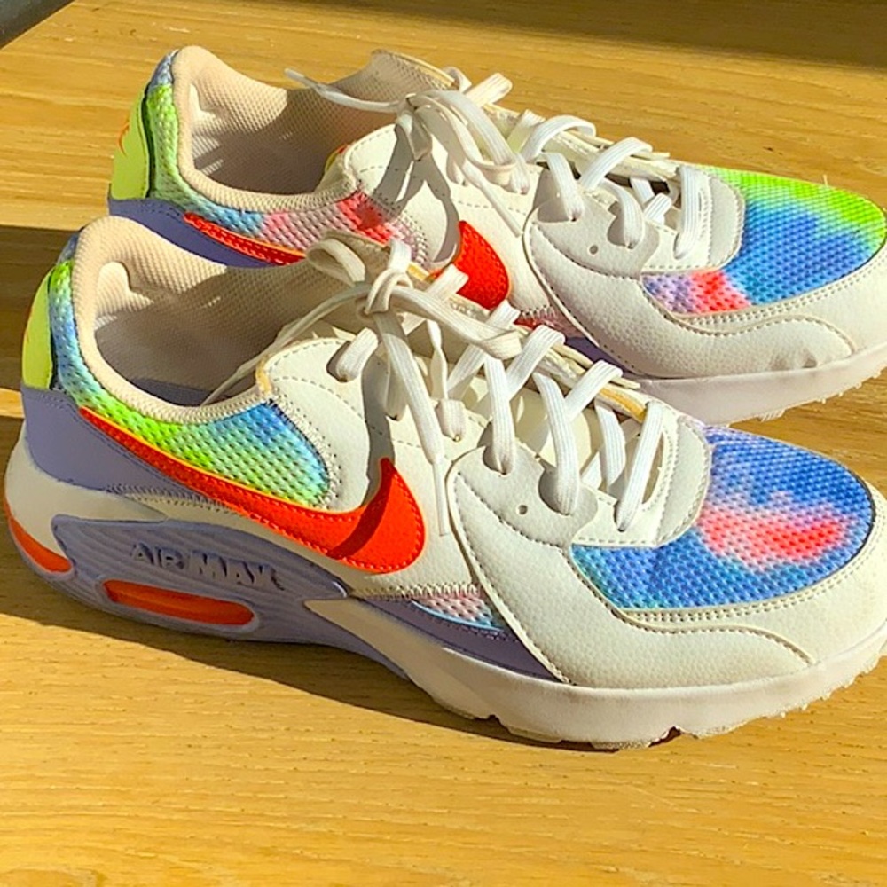Multicolor AirMax